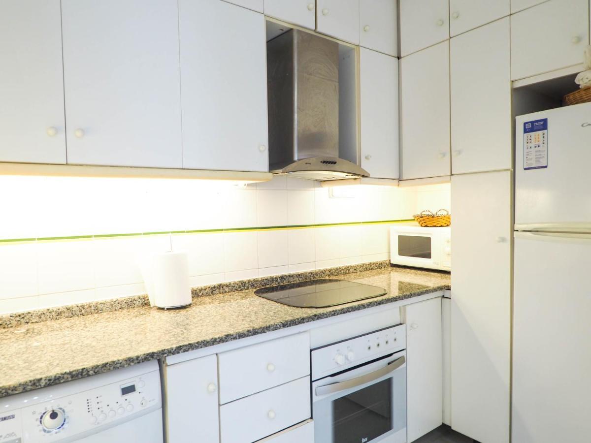 Sunflower Apartment By Hello Homes Σίτζες Εξωτερικό φωτογραφία