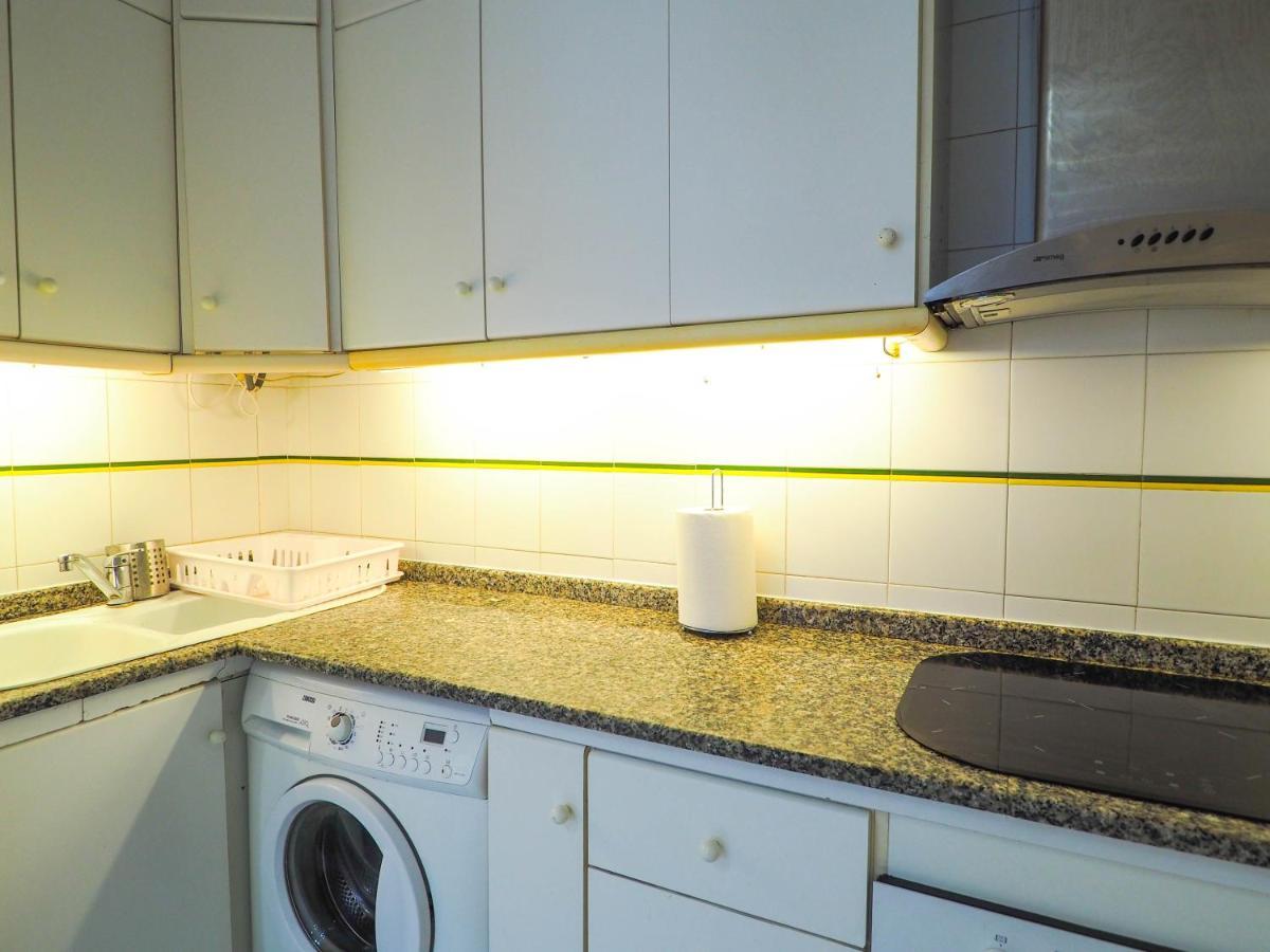 Sunflower Apartment By Hello Homes Σίτζες Εξωτερικό φωτογραφία