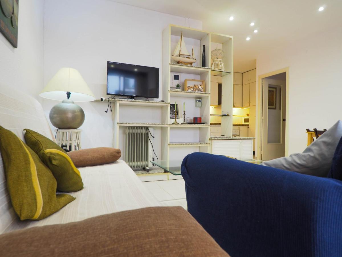 Sunflower Apartment By Hello Homes Σίτζες Εξωτερικό φωτογραφία