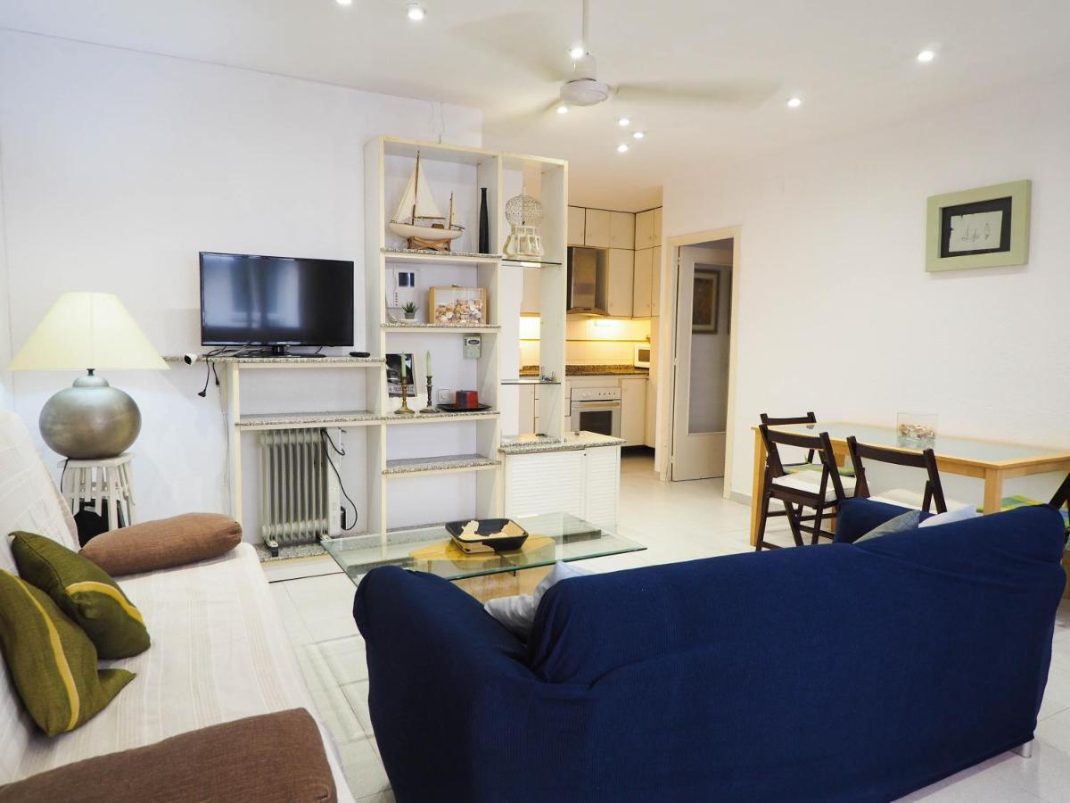 Sunflower Apartment By Hello Homes Σίτζες Εξωτερικό φωτογραφία